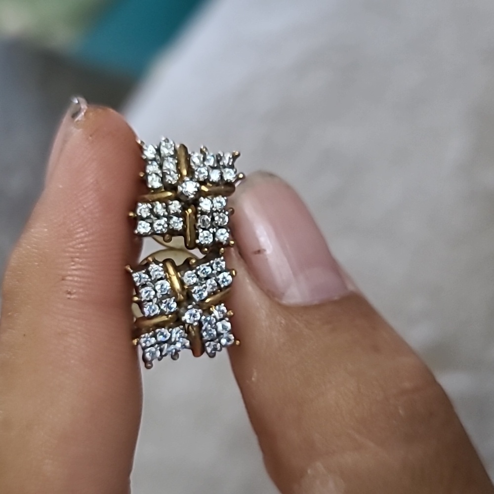 22k gold with 1ct diamonds